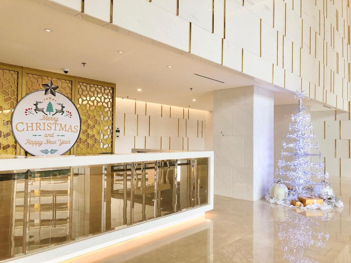 Gold Coast Pik Sea View Apartments By Longesuites Jakarta Exterior photo
